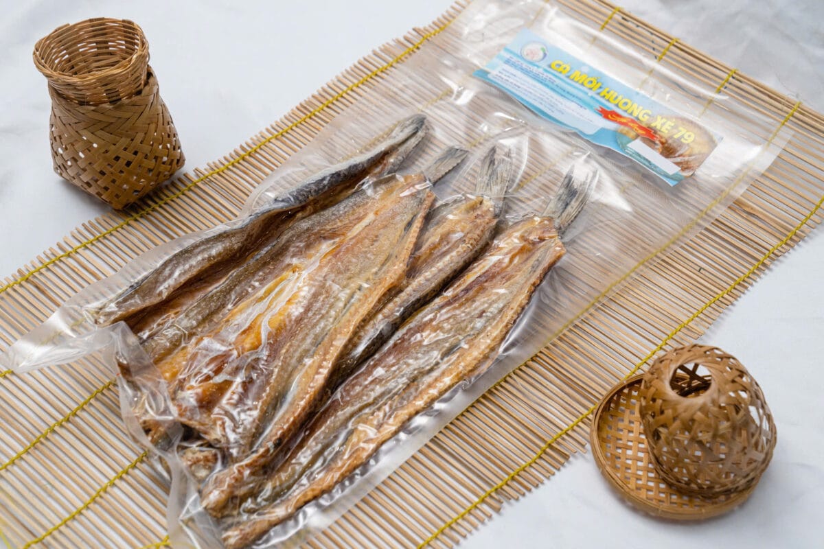 ca-moi-huong-xe-79-dac-san-ha-long